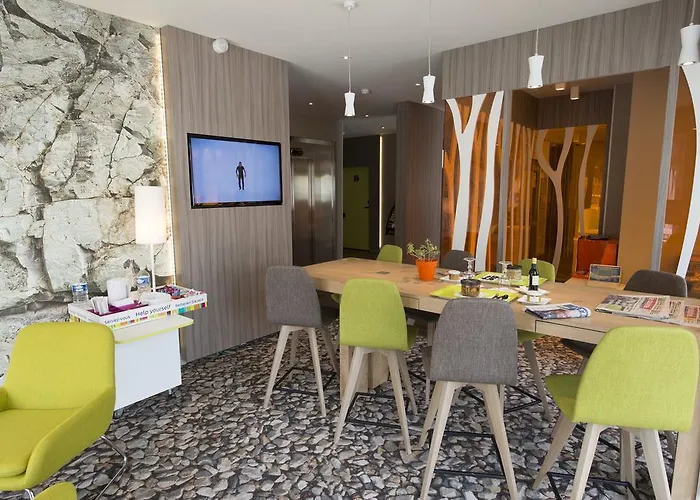 Отель Ibis Styles Annemasse Geneve Амбиёи
