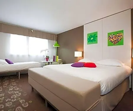 ホテル Ibis Styles Annemasse Geneve 3*