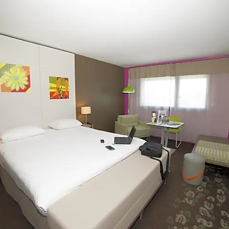 Otel Ibis Styles Annemasse Geneve Ambilly