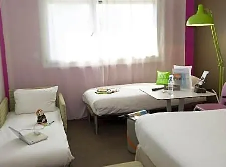 Ibis Styles Annemasse Geneve Otel 3*
