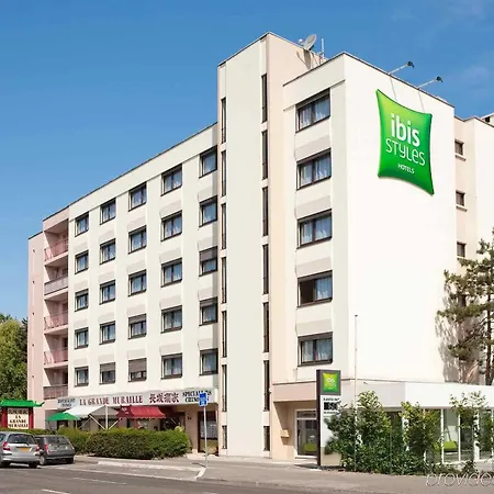 Ibis Styles Annemasse Genève 3*